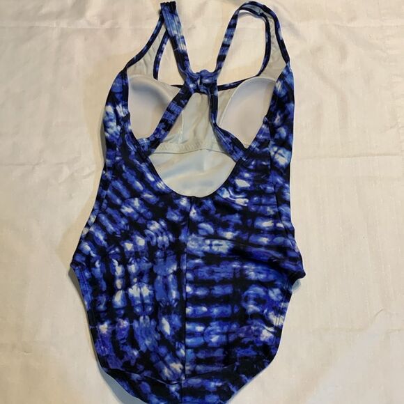 Speedo size 8 blue and black tie-dye razorback lightly padded swimsuit - Picture 2 of 7